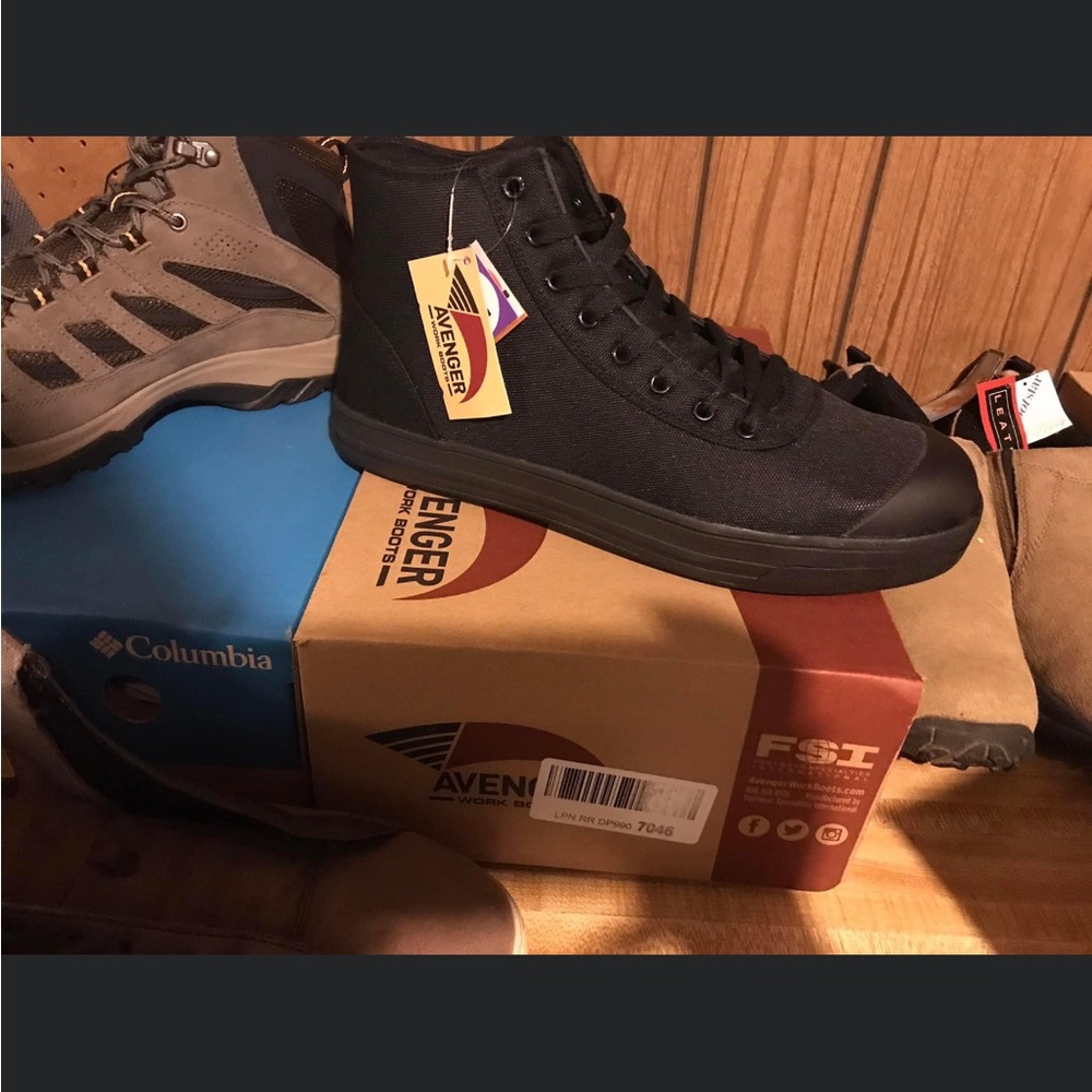 Size 10.5 men’s black shoes